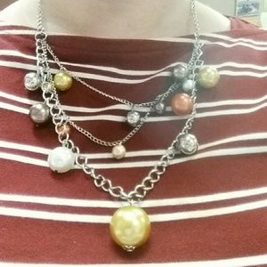 Fall pearl necklace